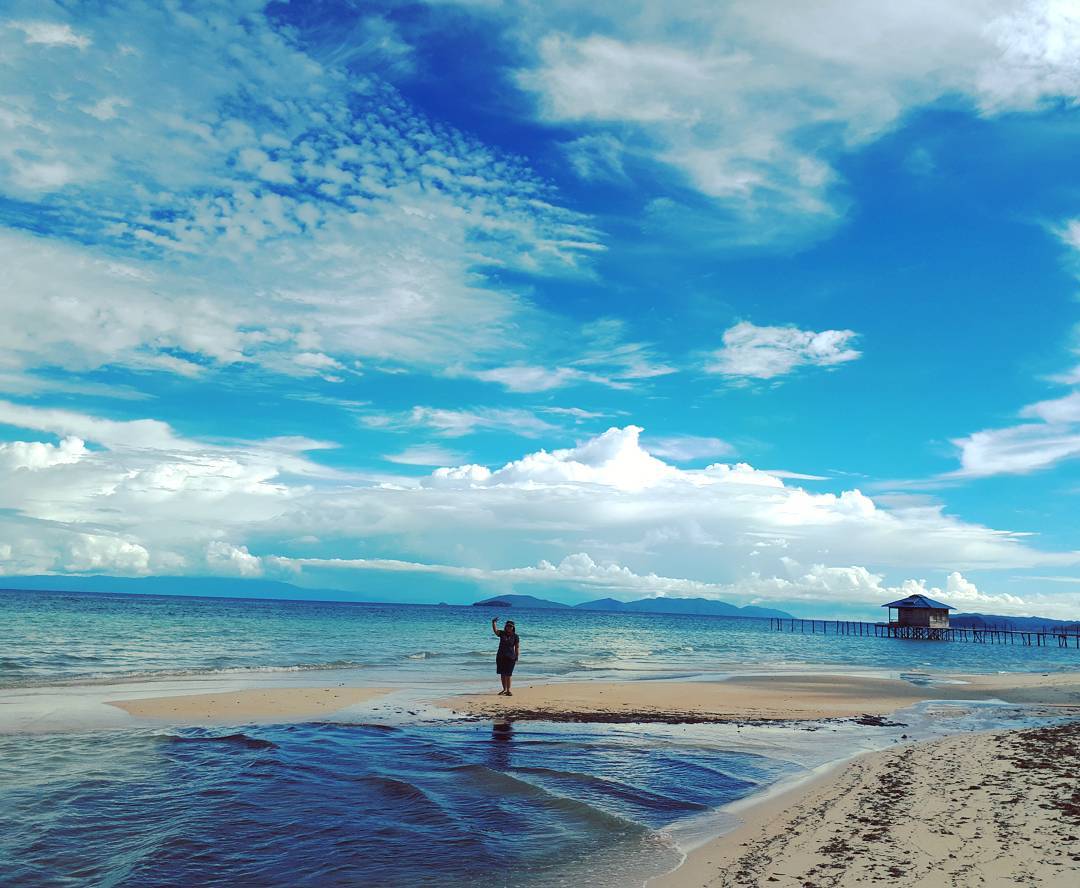 Tiket Harga Masuk, Foto dan Lokasi Pantai Raja Ampat Terindah