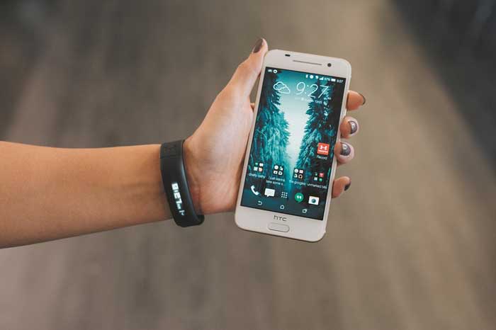 Diproyeksi Tumbuh Rp2.100 Triliun, Menkominfo Dorong Sektor e-Health Untuk Berkolaborasi - Selular.ID