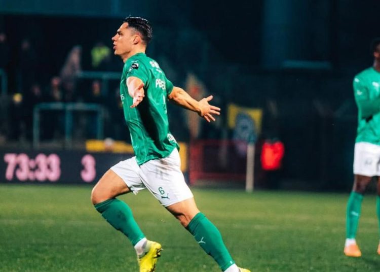 Sinyal Persib Bandung Dapat Keuntungan Besar: Dua Nama Berkualitas Bisa Didapat Gratis