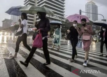BMKG: Sebagian Besar Wilayah Indonesia Diguyur Hujan Ringan Minggu Ini