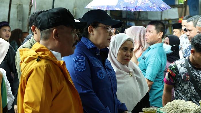 Pemkab Donggala Sidak Pasar Malonda, Pantau Harga Beras dan Minyak Goreng