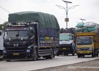 Truk Dilarang 17 Hari, Pengusaha Logistik Kehilangan Pendapatan Sebulan