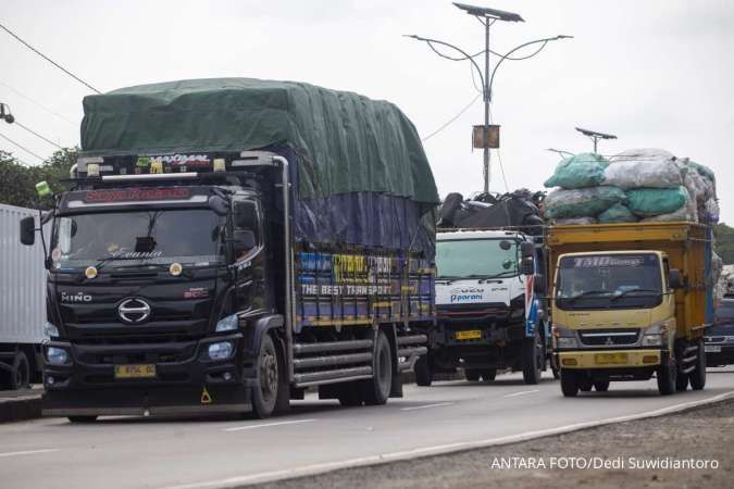 Truk Dilarang 17 Hari, Pengusaha Logistik Kehilangan Pendapatan Sebulan