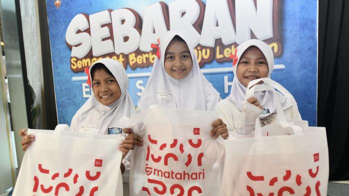 1.000 Anak Yatim Pilih Baju Lebaran Impian, Program SEBARAN 5.0 Pertamina Group