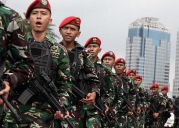 Populer: Siaga 1 TNI hingga Andrie Yunus Dicurangi Air Keras