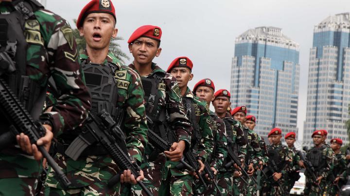 Populer: Siaga 1 TNI hingga Andrie Yunus Dicurangi Air Keras