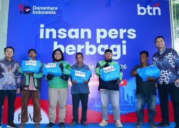 BTN bekerja sama dengan insan pers bagikan ratusan paket sembako
