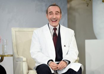 Eks desainer Dior John Galliano rancang pakaian untuk Zara