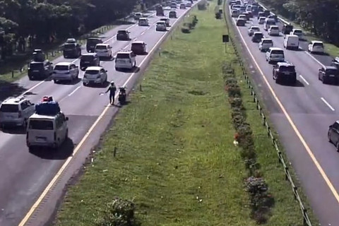 41 Ribu Kendaraan Padati Cipali, Pemudik Diimbau Hindari Ngetem di Bahu Jalan