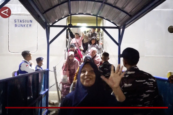 Puncak Arus Mudik, KM Ciremai Bawa 900 Penumpang dari Manokwari