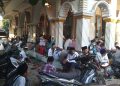 Warga Suger Kidul Jember Shalat Id dengan Metode Khomasi Hari Ini